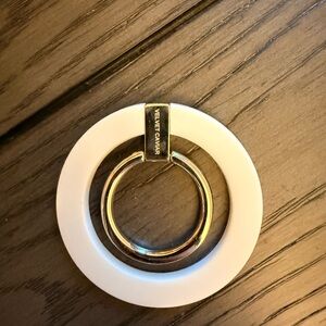 Velvet Caviar White Phone Ring Holder